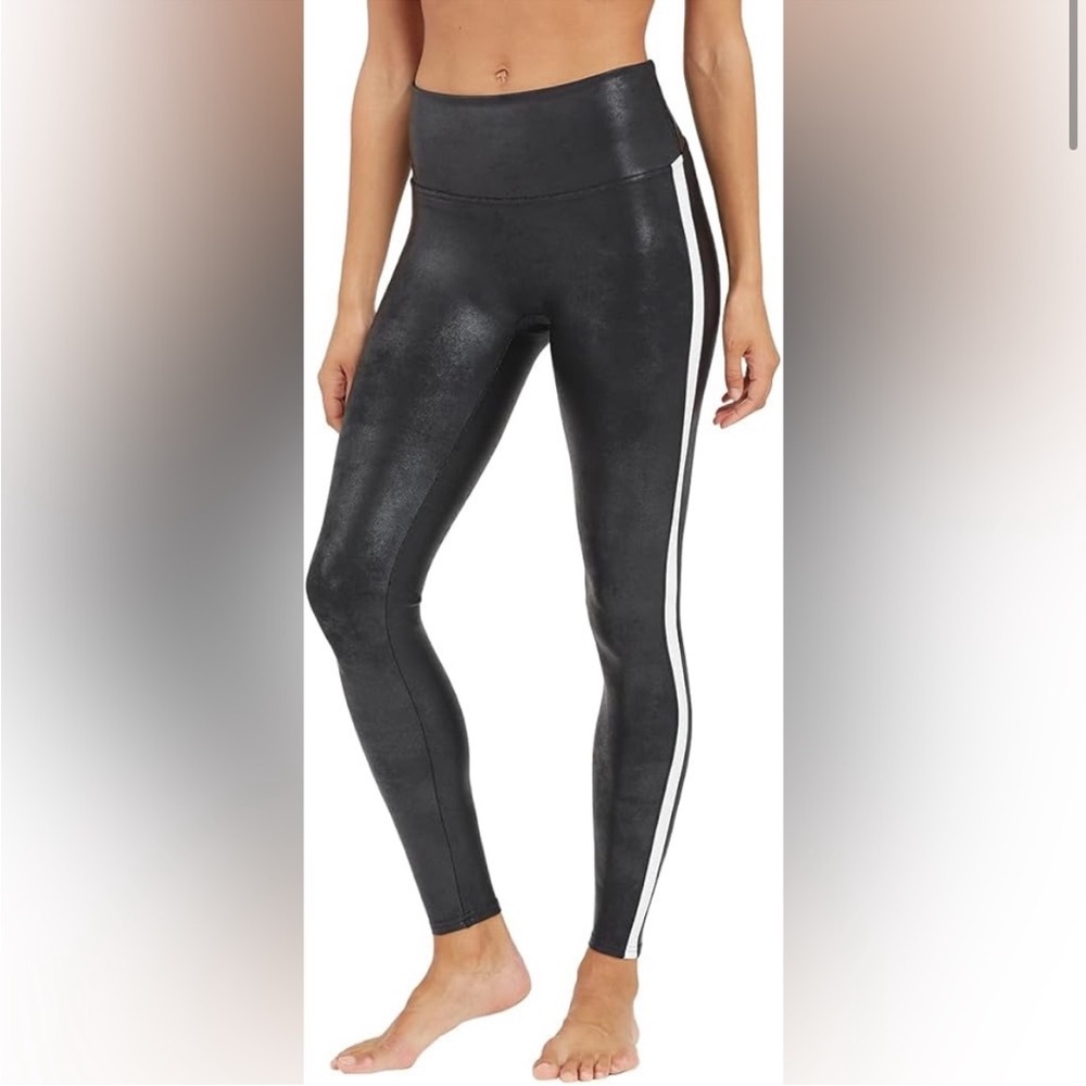 Spanx Faux Leather Leggings, size large